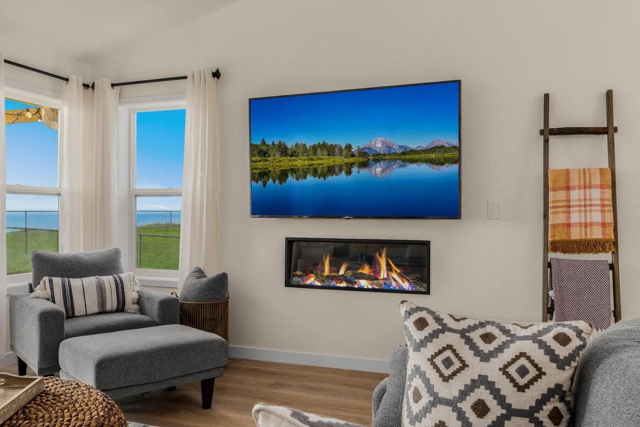 @ Marbella Lane - Wave House, Your Oceanfront Retreat! 오크하버 외부 사진